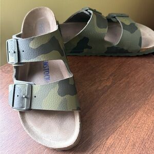 Size 37 Birkenstock Green Camouflage Sandals